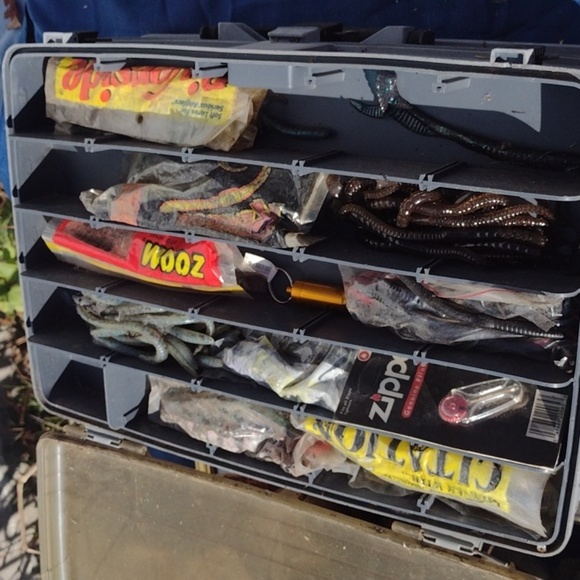 Plano Over and Under Double Tackle Box - Picture 1 of 3